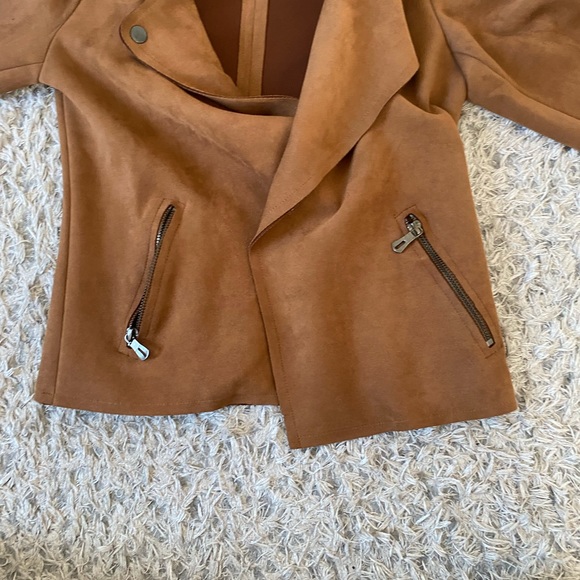 Suedette blazer with no zipper size. xxs - Picture 2 of 10